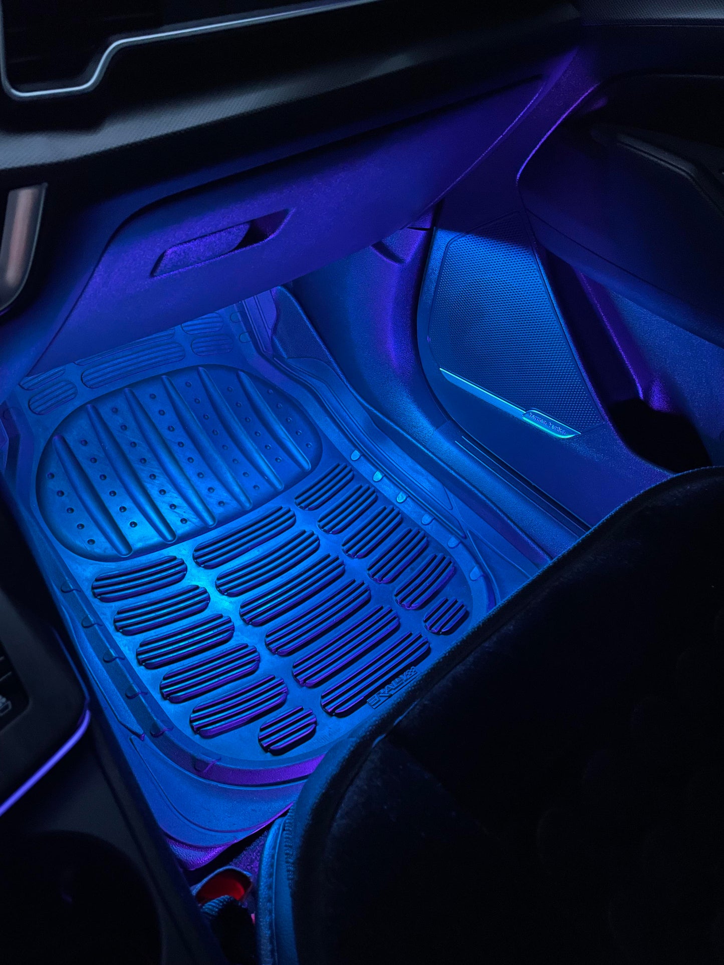 Car LED | Easy Applicator - TheMotoringShow